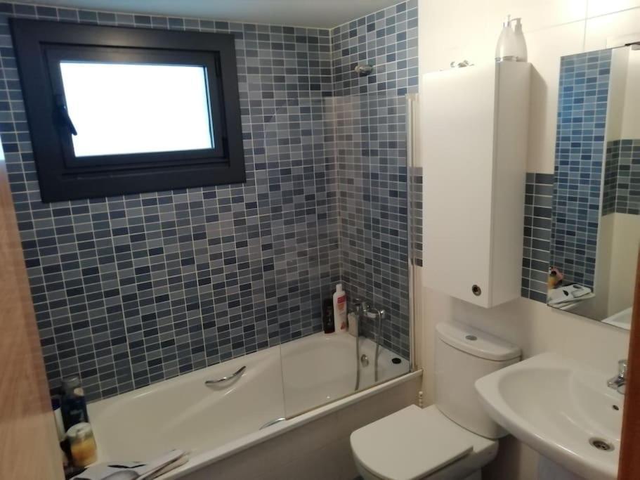 Habitacion En Piso Compartido Cerca De Playa De Samil Виго Экстерьер фото